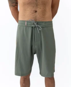 Long Island Boardie | Khaki